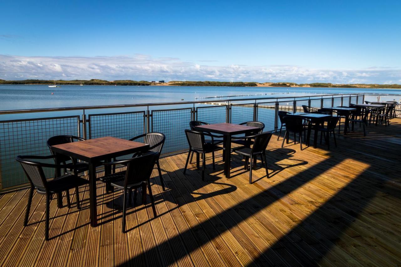 The Lake House Waterloo Exterior photo